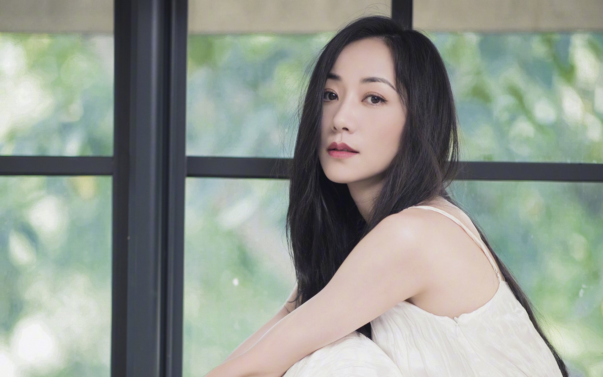 _金属未来:硬核科技打造爆炸式运动装备_,金属爆破