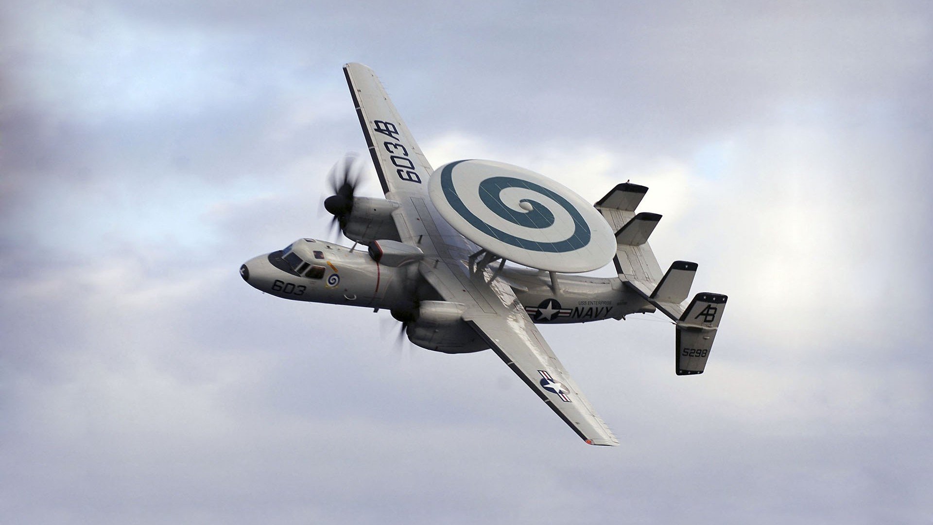 比赛背后:裁判判罚的细节解析,裁判过程